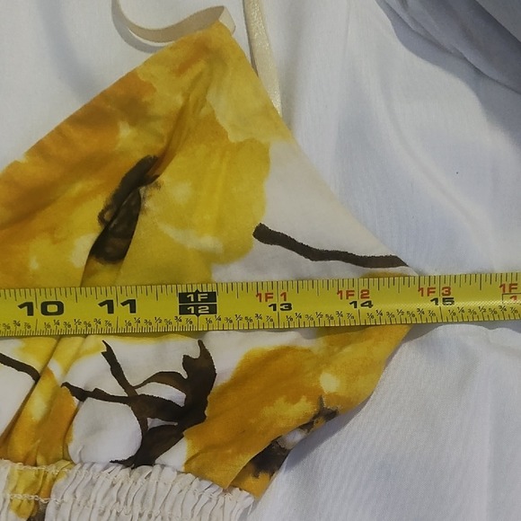 Forever 21 Floral Yellow and White Summer Dress Size S‎ - Picture 8 of 10